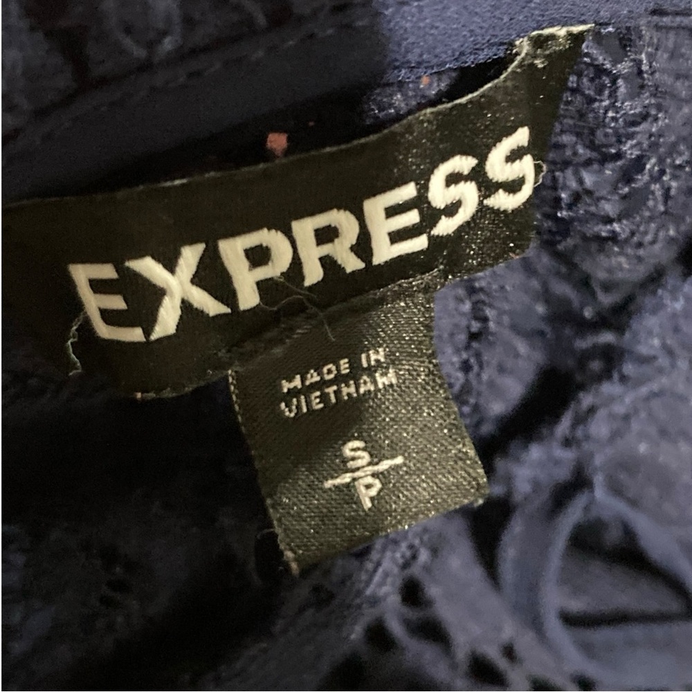 Express Women’s Size M Navy Floral Lace Blouse Mock Neck Long Sleeve Top - Picture 6 of 6